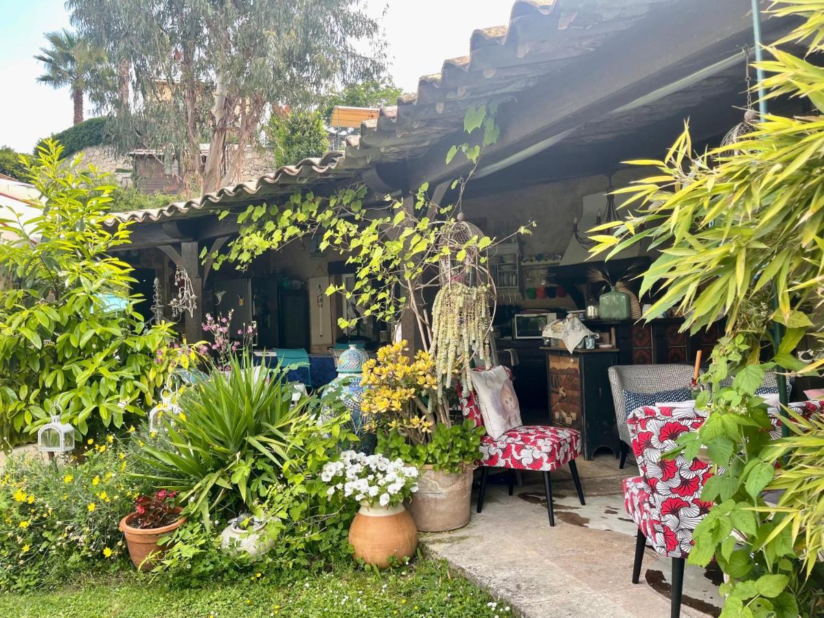 Bed and Breakfast Abeille Ванс Экстерьер фото