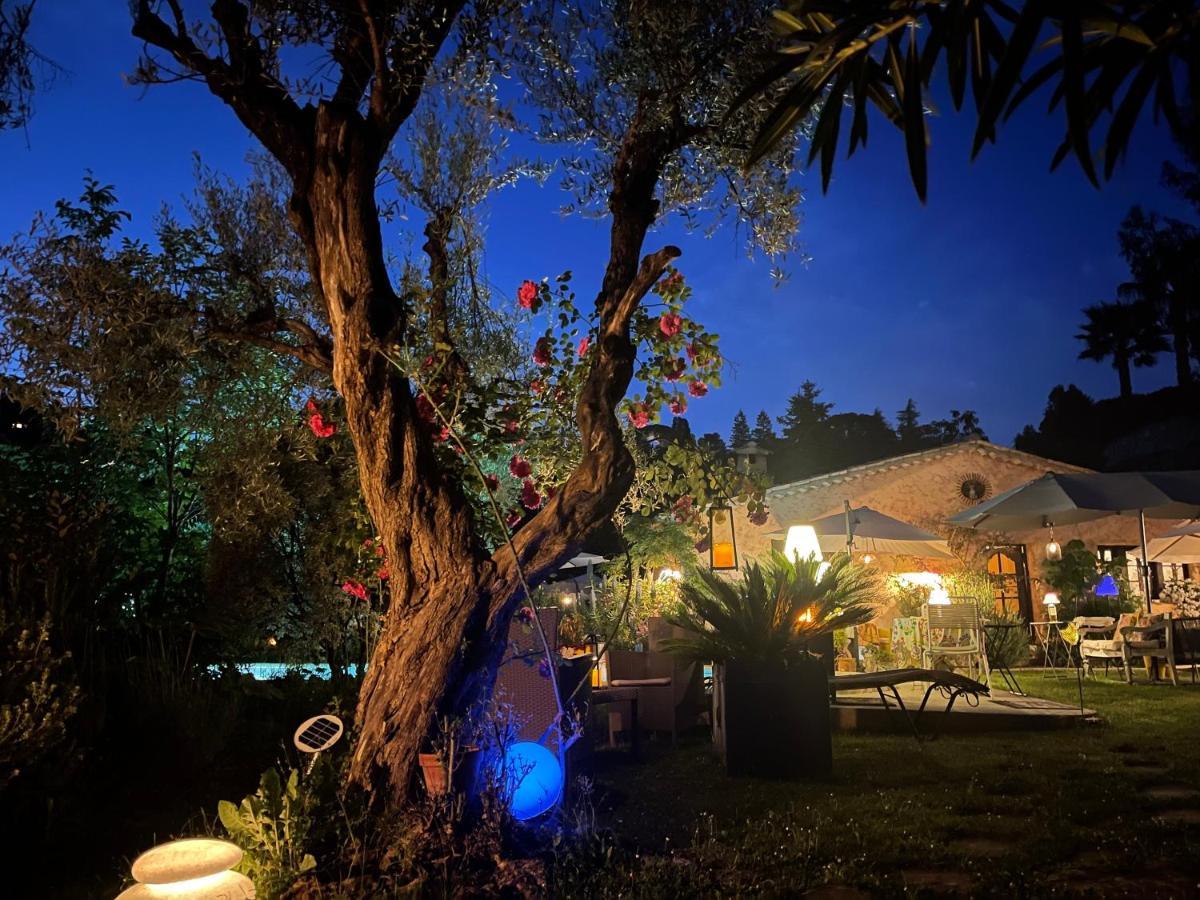 Bed and Breakfast Abeille Ванс Экстерьер фото